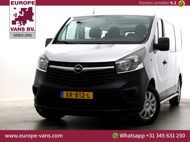 46939936-opel-vivaro-1
