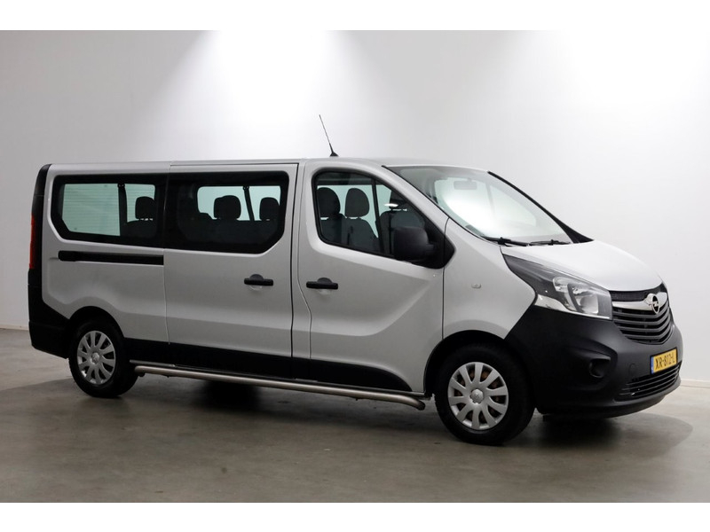 46939936-opel-vivaro-14