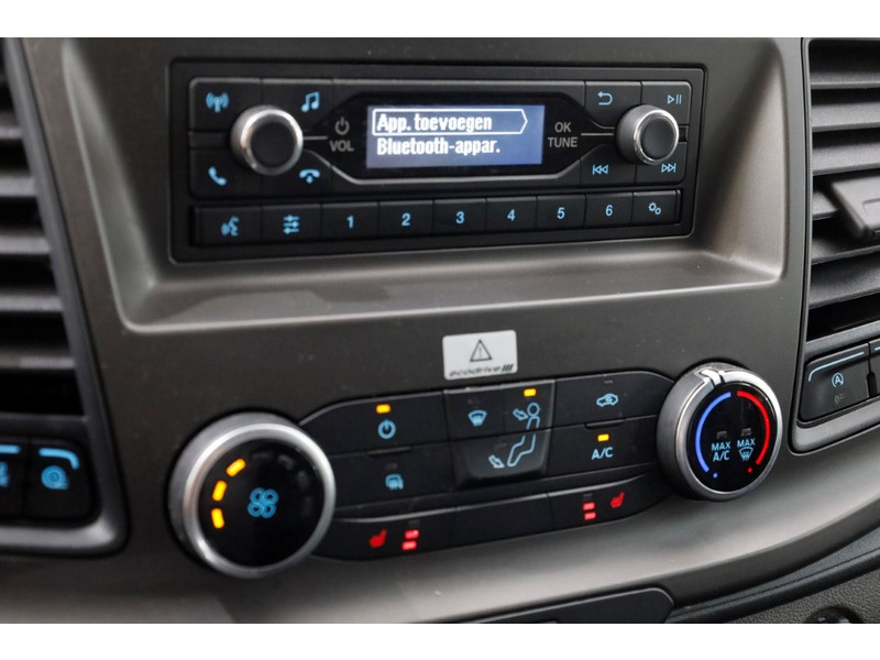 46957802-ford-transit-13