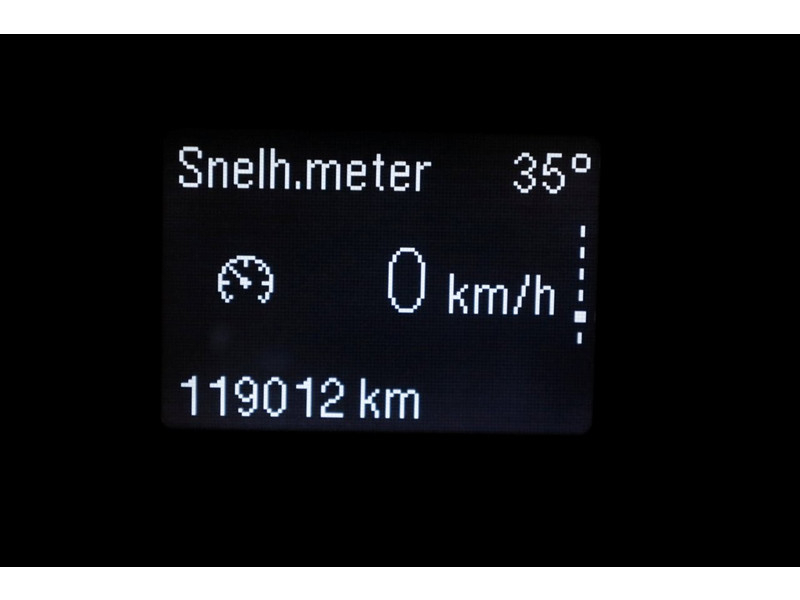 46957802-ford-transit-14