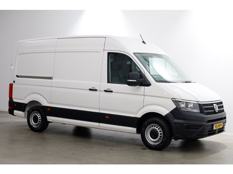 47052674-volkswagen-crafter-10