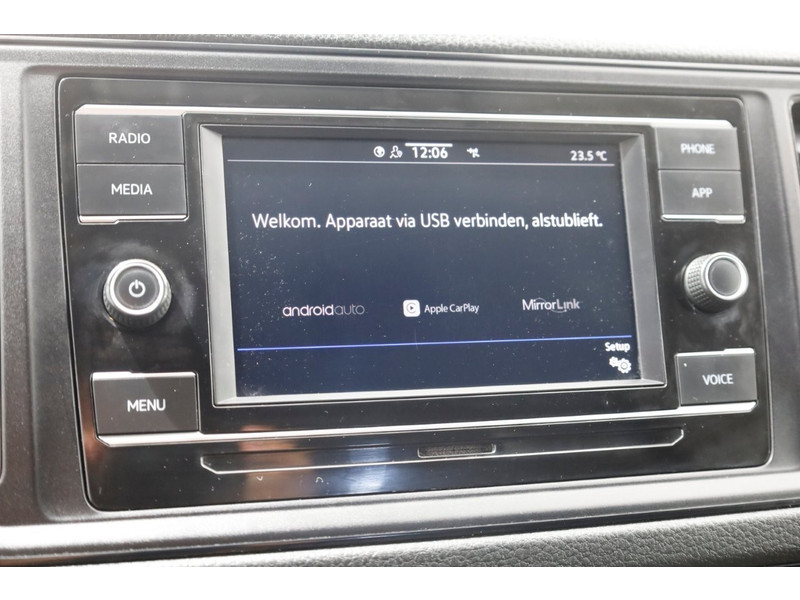 47052674-volkswagen-crafter-14