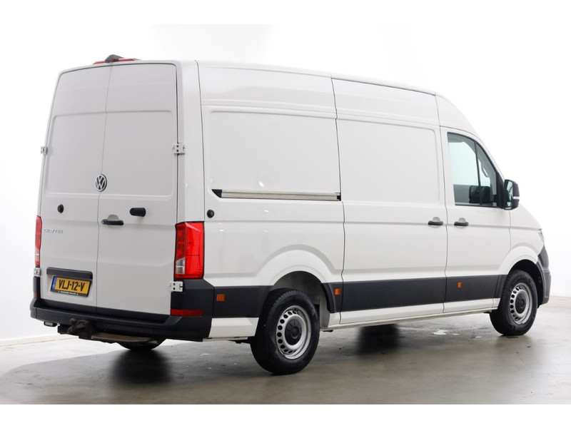47052674-volkswagen-crafter-2