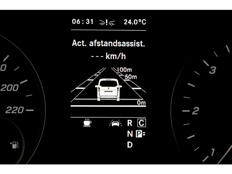 47145303-mercedes-benz-vito-21