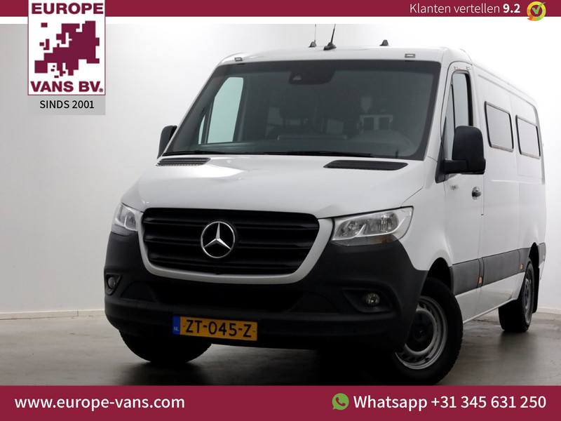 47248486-mercedes-benz-sprinter-1