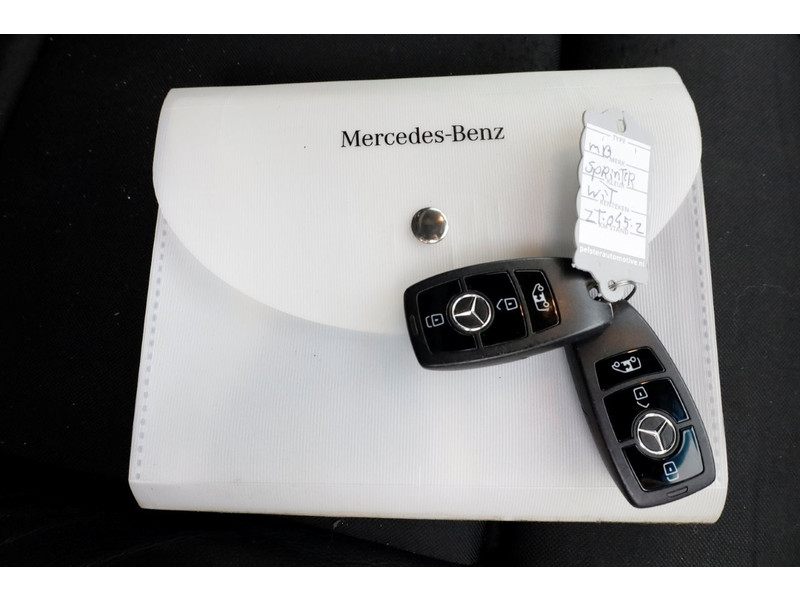 47248486-mercedes-benz-sprinter-6