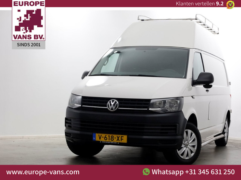 47374035-volkswagen-transporter-1