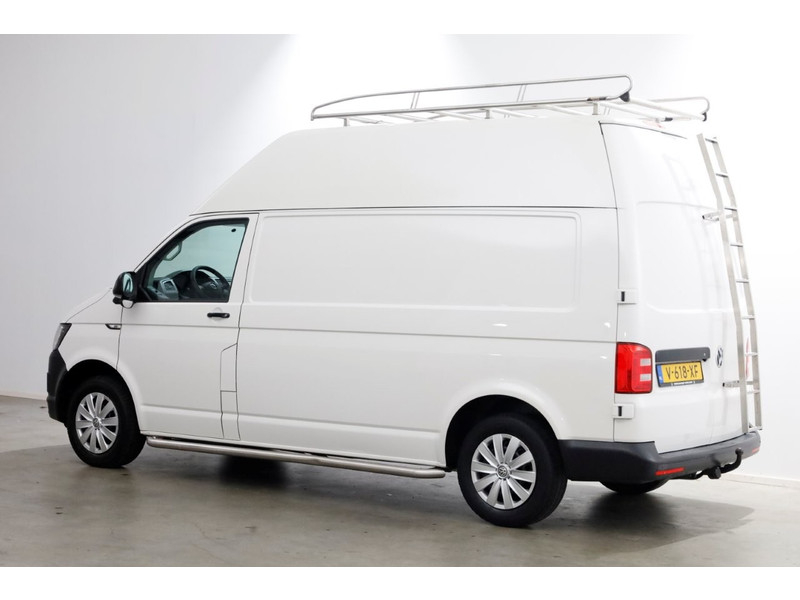47374035-volkswagen-transporter-9