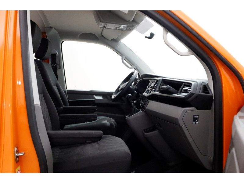 47380003-volkswagen-transporter-7