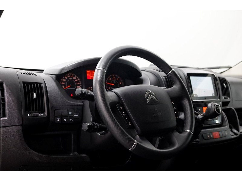 47380428-citroen-jumper-13