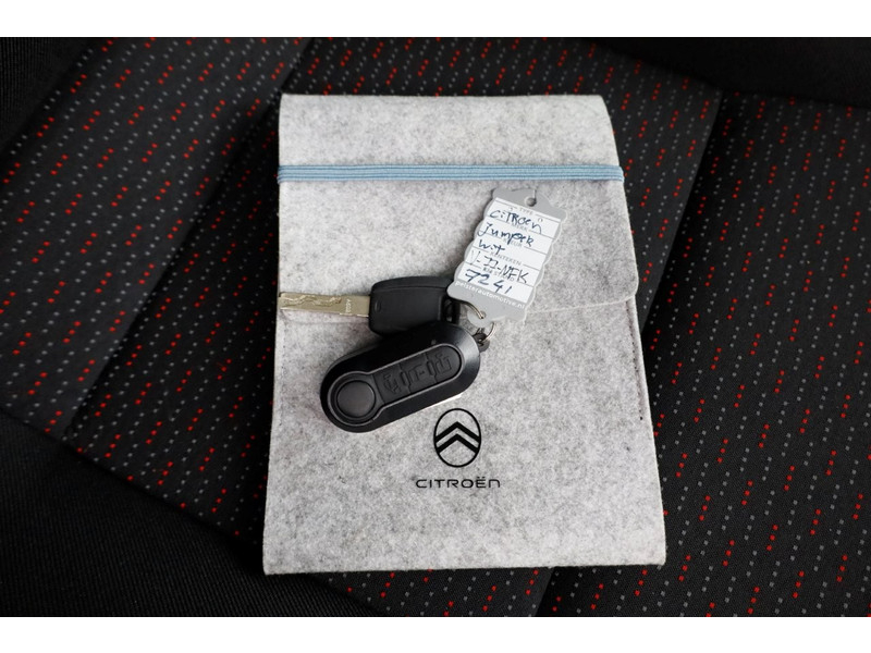 47380428-citroen-jumper-6