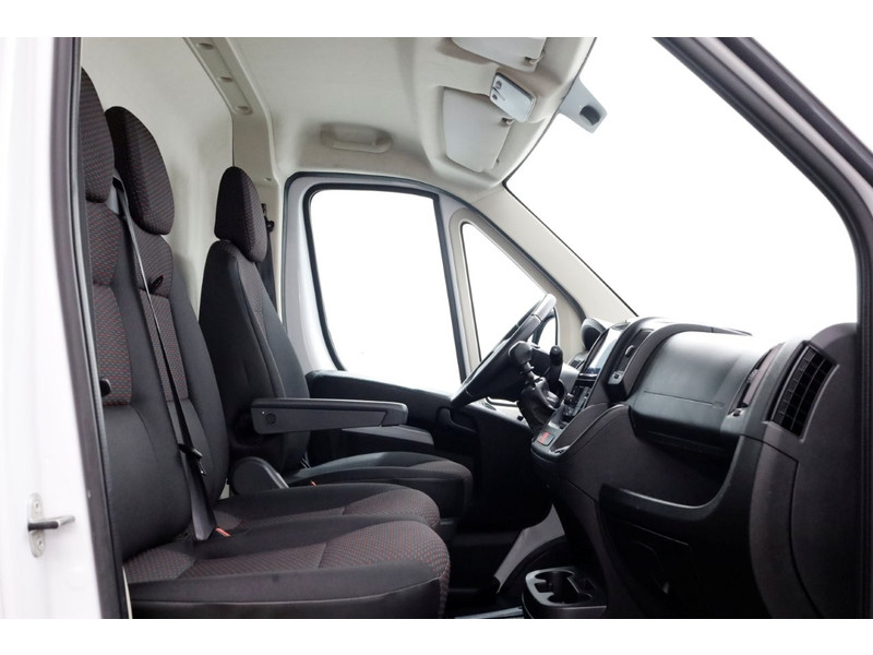 47398495-citroen-jumper-3