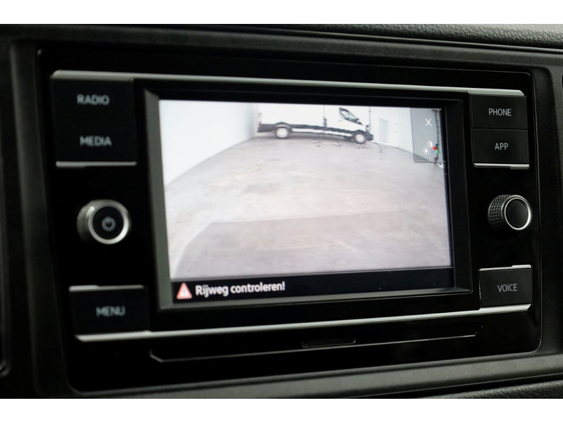 47427398-volkswagen-crafter-19