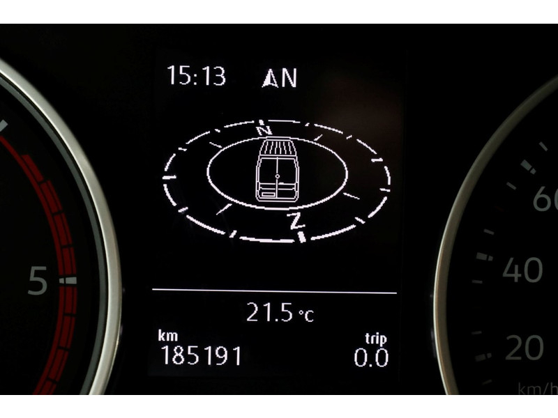 47541985-volkswagen-crafter-20