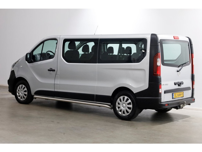 47634819-opel-vivaro-combi-13