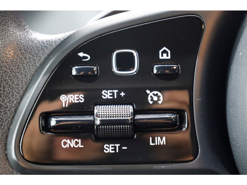 47751905-mercedes-benz-sprinter-17