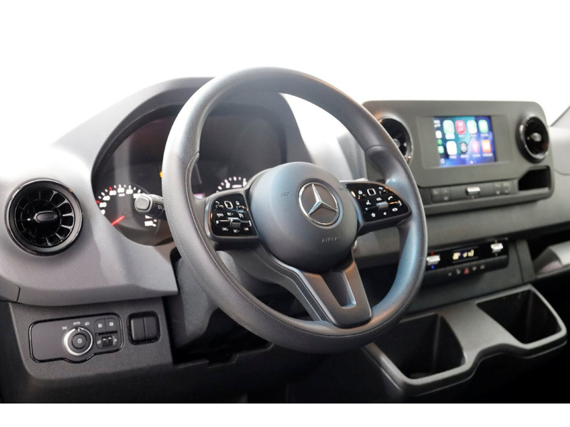 47751990-mercedes-benz-sprinter-12