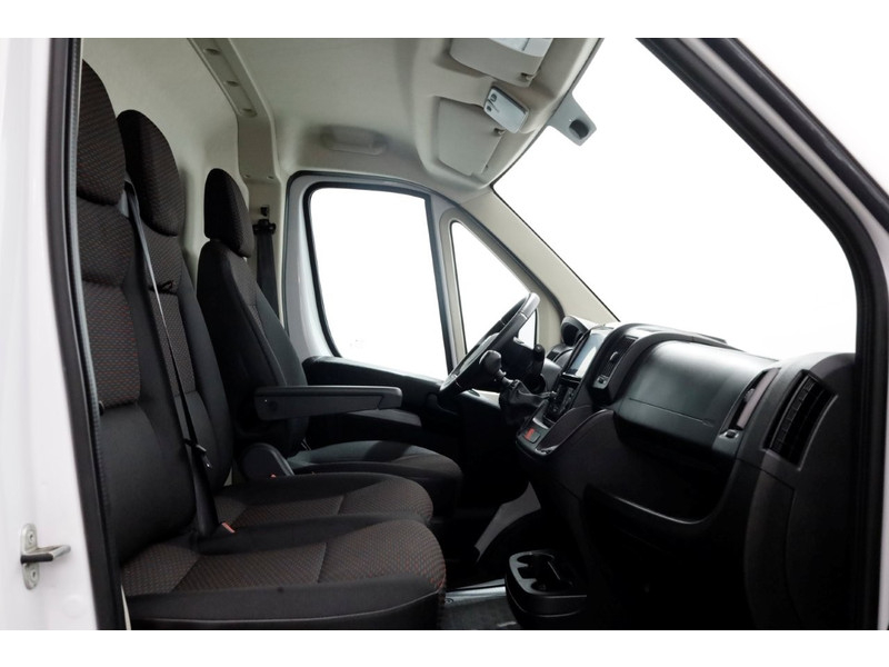 47813775-citroen-jumper-3