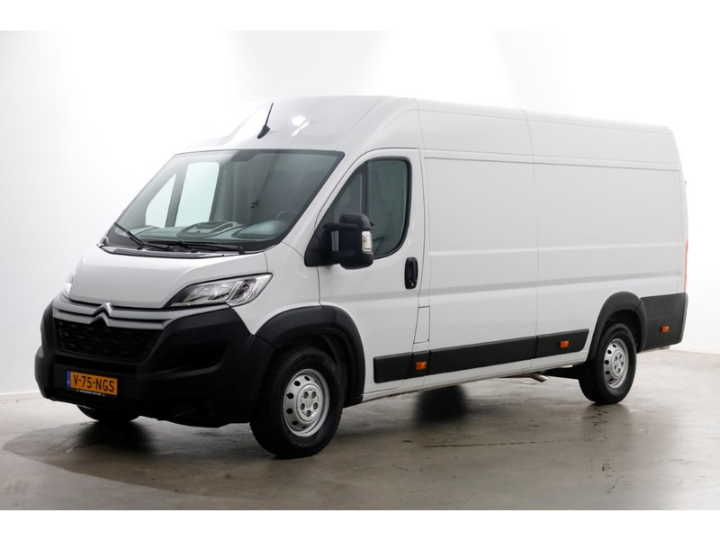 47813921-citroen-jumper-8