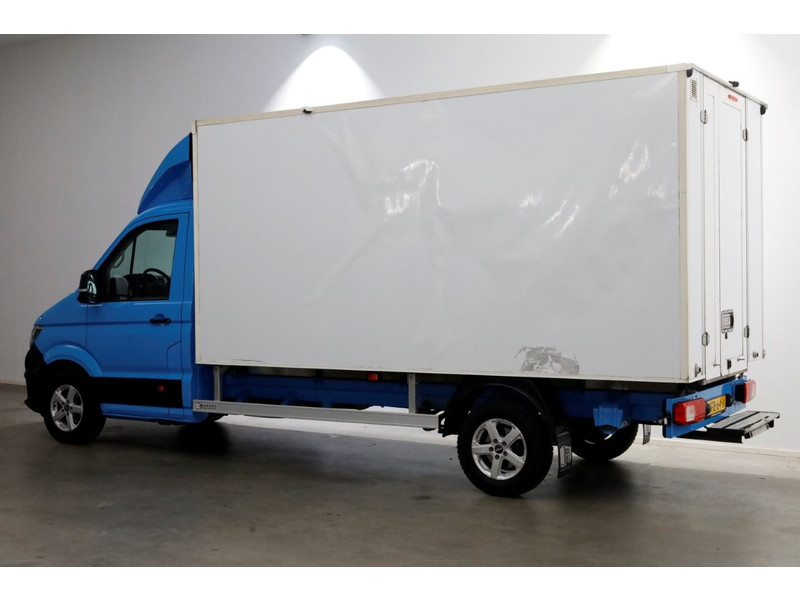 47915683-volkswagen-crafter-9