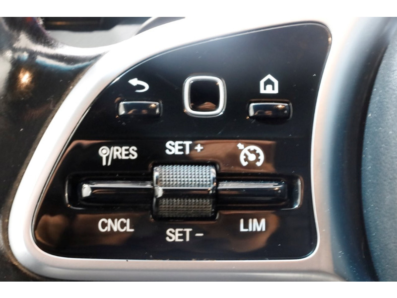 47924215-mercedes-benz-sprinter-18