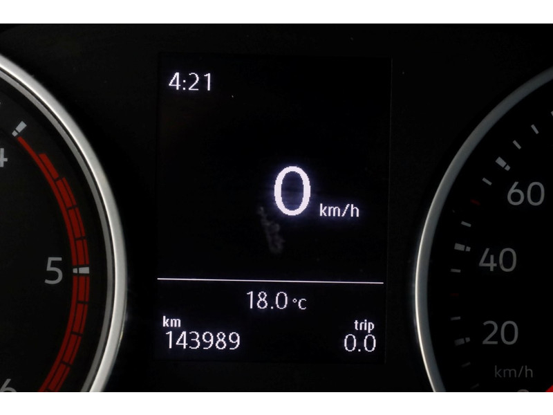 48034722-volkswagen-crafter-14