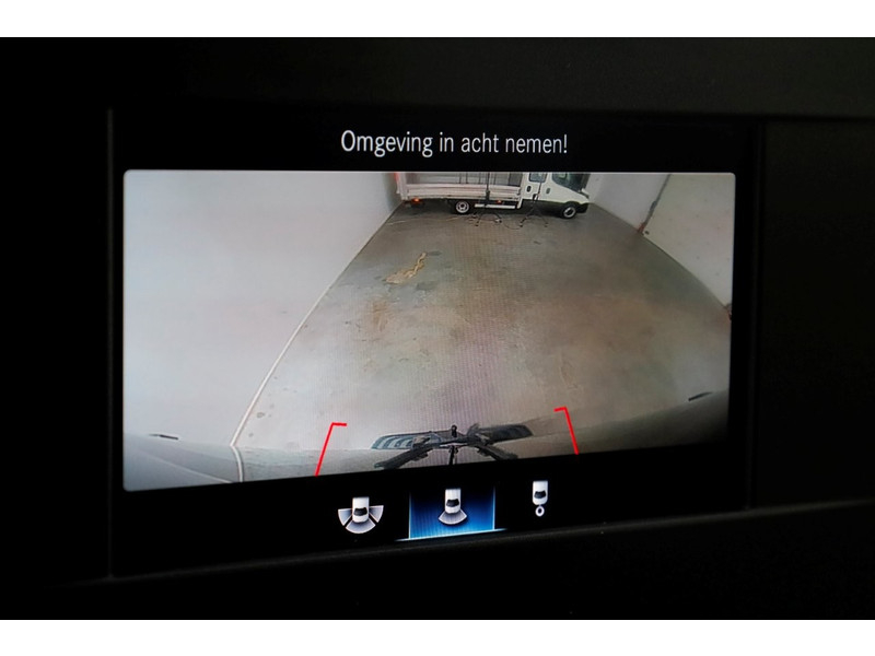 48063040-mercedes-benz-sprinter-14