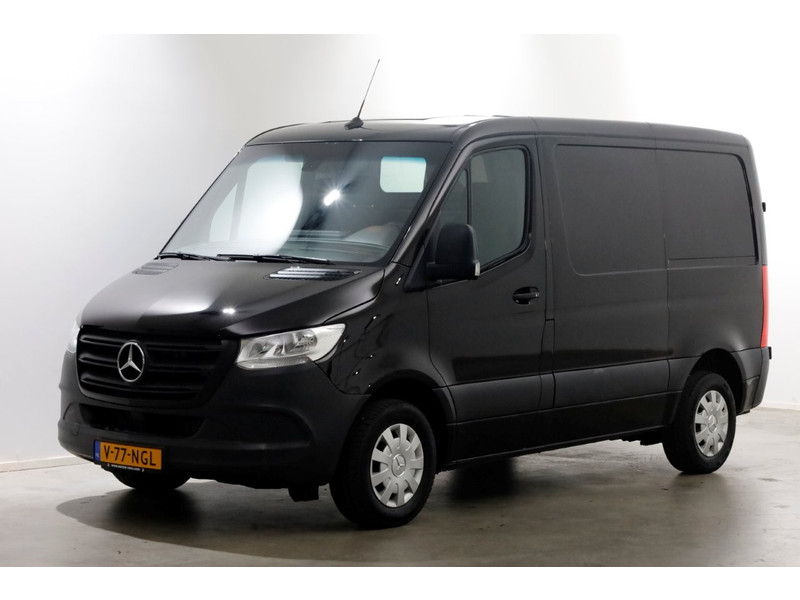 48063040-mercedes-benz-sprinter-8