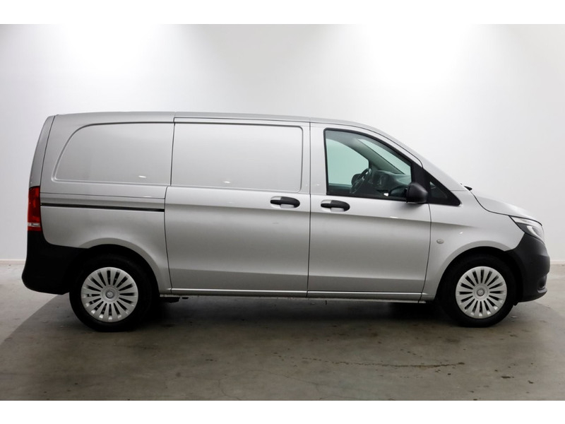 48090862-mercedes-benz-vito-6