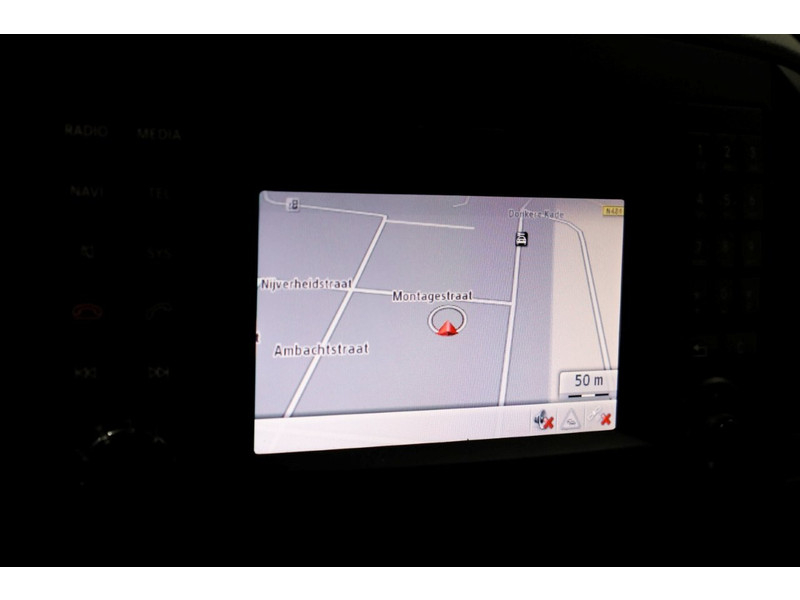 48134044-mercedes-benz-vito-15