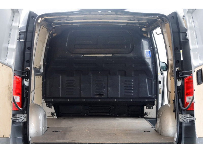 48134044-mercedes-benz-vito-5