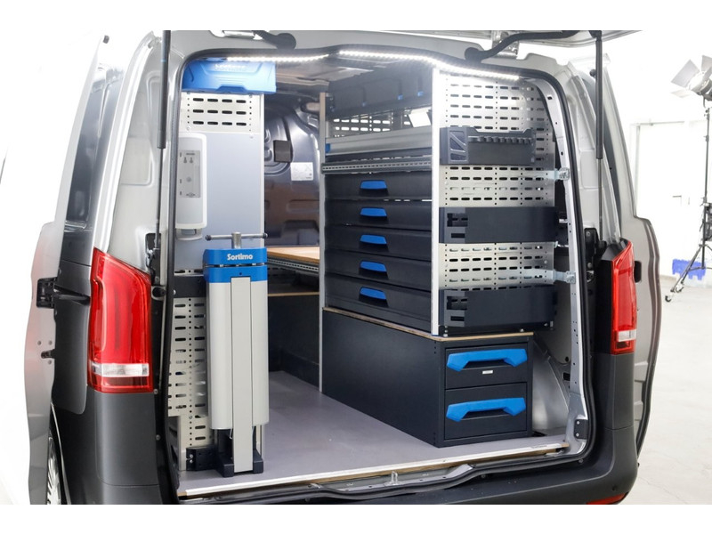 48158522-mercedes-benz-vito-15