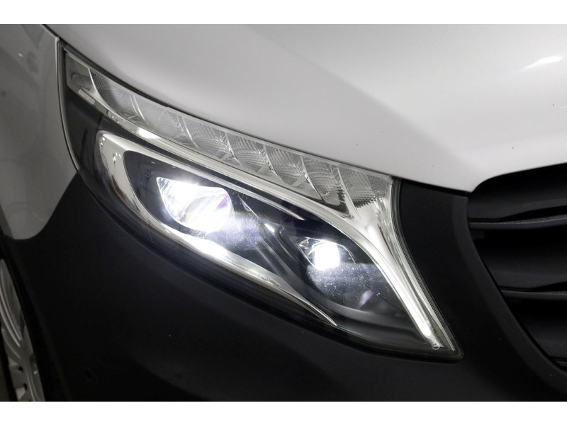 48158522-mercedes-benz-vito-16
