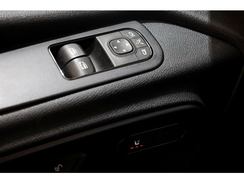 48159171-mercedes-benz-sprinter-17