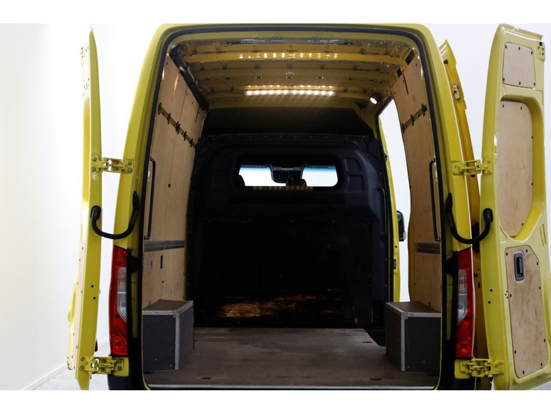 48159171-mercedes-benz-sprinter-5