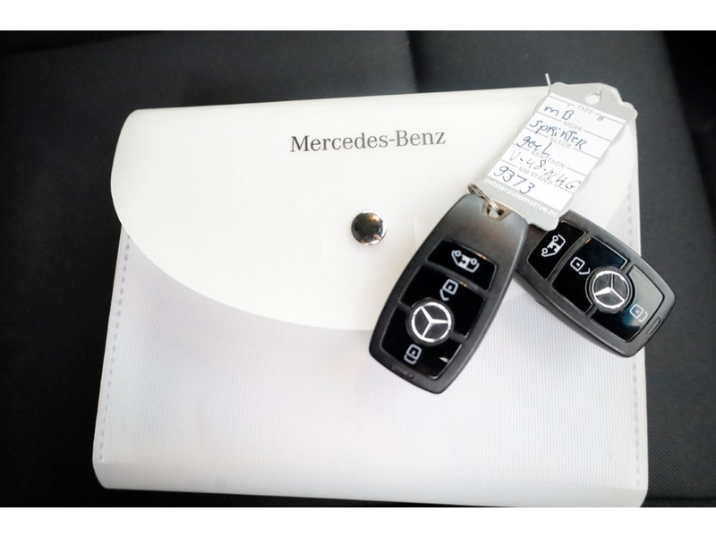 48159171-mercedes-benz-sprinter-6