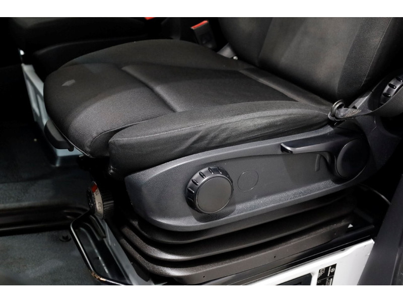 48167494-mercedes-benz-sprinter-18