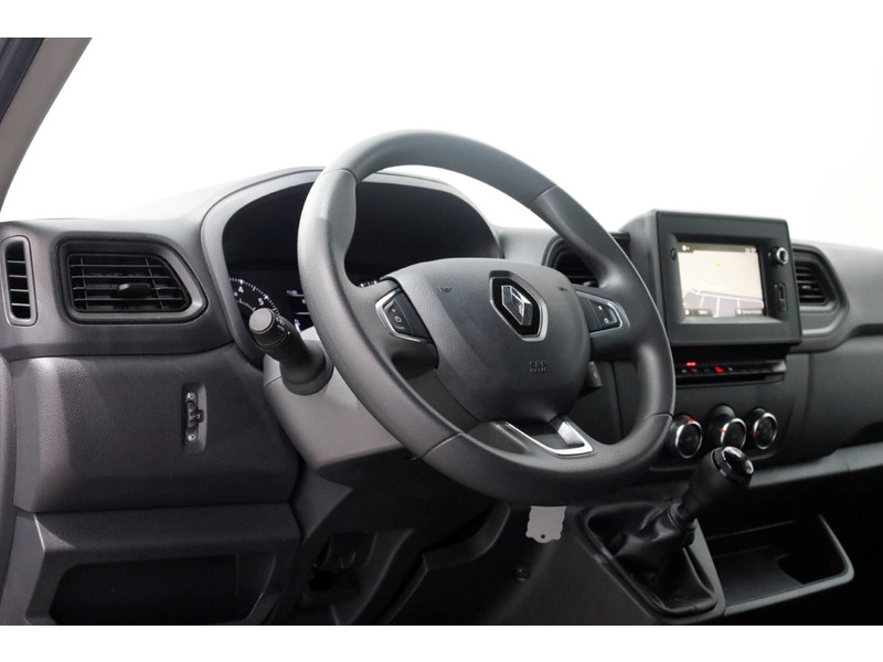 48195807-renault-master-13