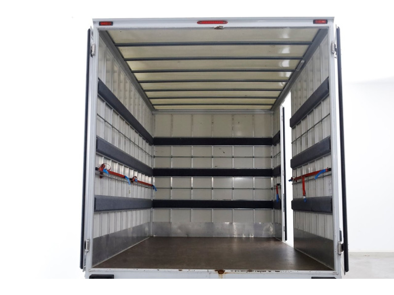 48195807-renault-master-3