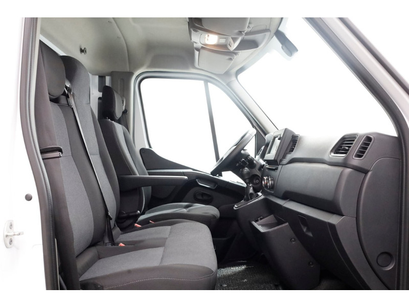 48295029-renault-master-6