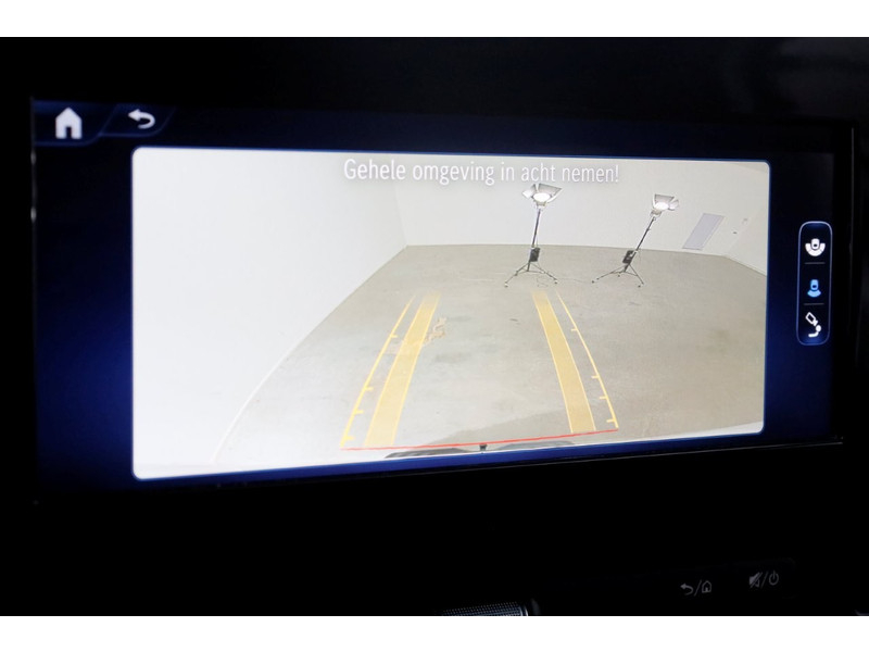 48354372-mercedes-benz-sprinter-13