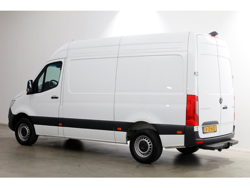 48354372-mercedes-benz-sprinter-9