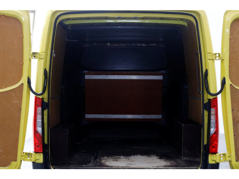 48380918-mercedes-benz-sprinter-5