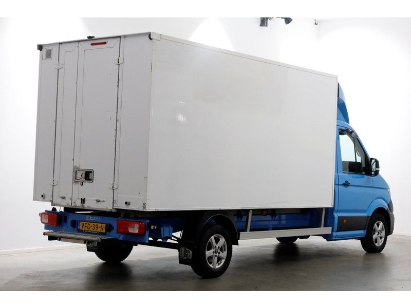 48447760-volkswagen-crafter-2