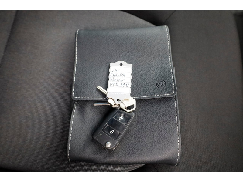 48447760-volkswagen-crafter-6