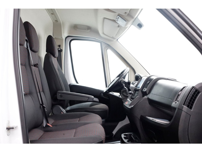 48462487-citroen-jumper-3