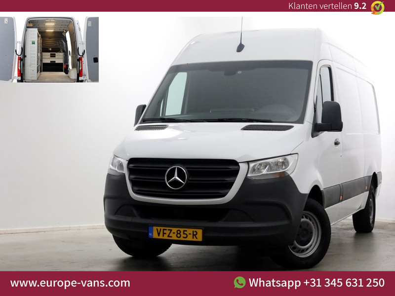 48493111-mercedes-benz-sprinter-1