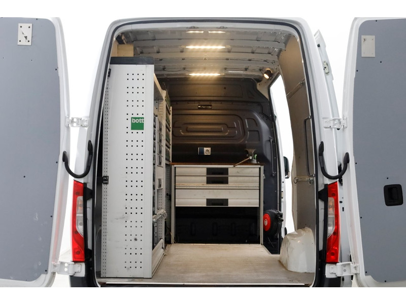 48493111-mercedes-benz-sprinter-5