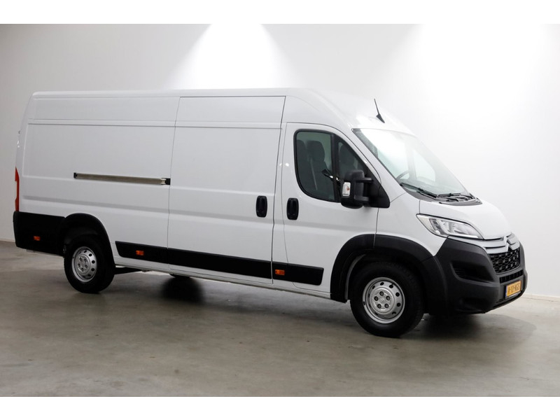 48493562-citroen-jumper-10