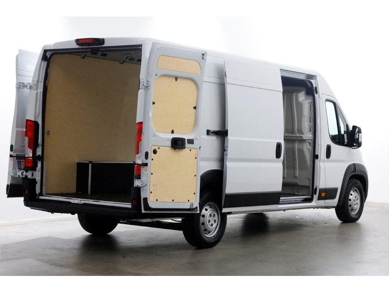 48493562-citroen-jumper-12